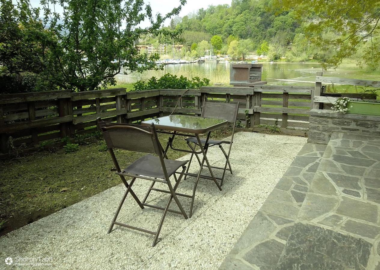 Residenza 3 Magnolie Villa Monvalle Екстериор снимка